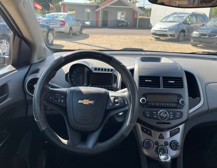 Chevrolet Aveo 22