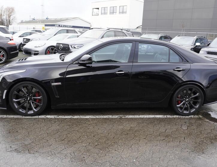 Cadillac CTS 8