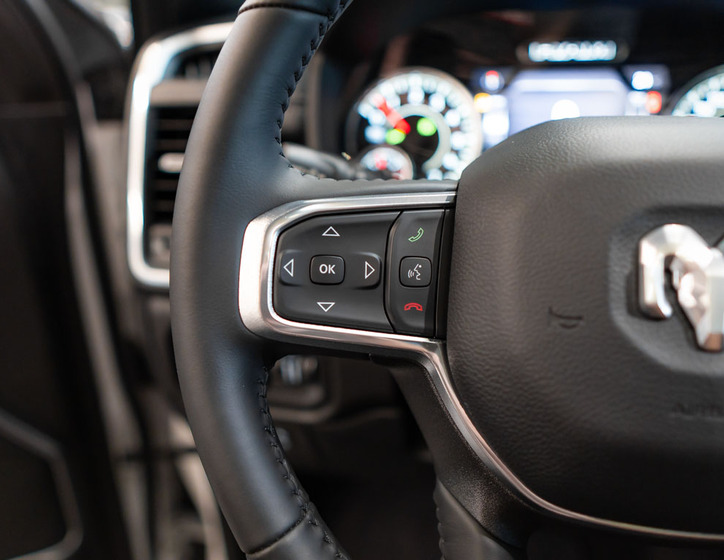 Dodge RAM 18
