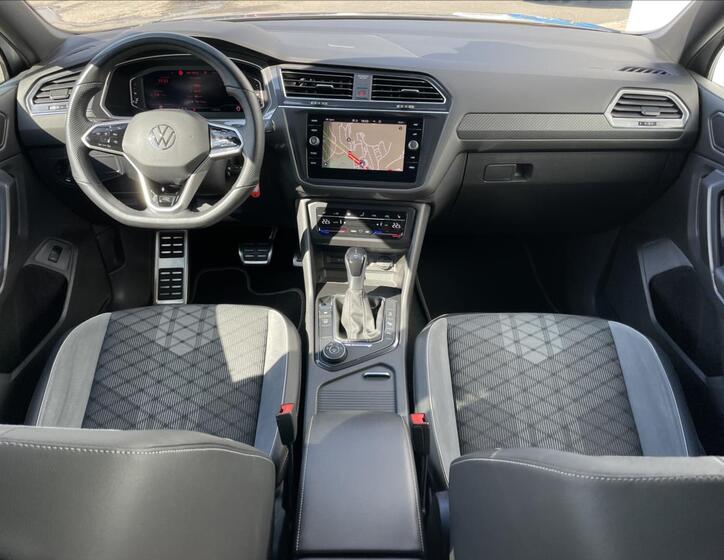 Volkswagen Tiguan 6