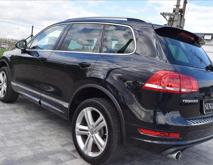 Volkswagen Touareg 7