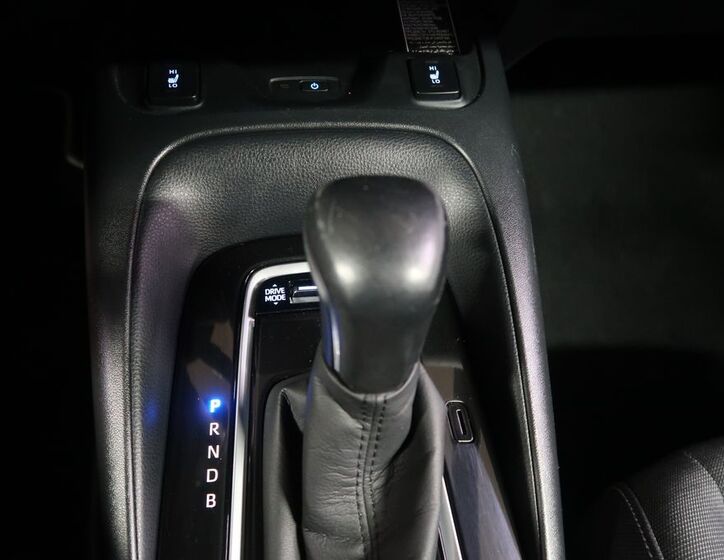 Toyota Corolla 32