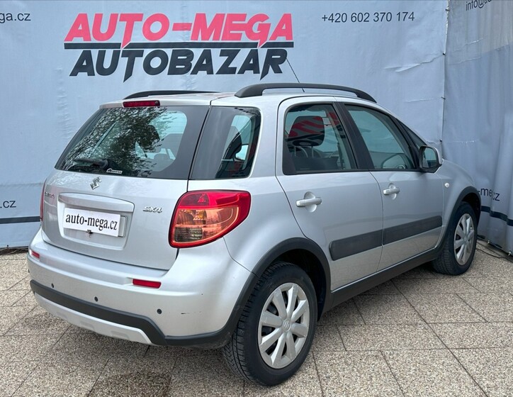 Suzuki SX4 6