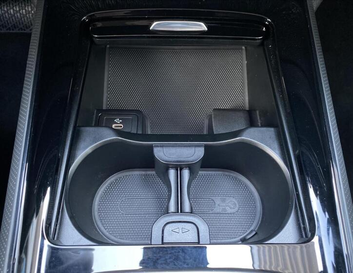 Mercedes-Benz GLB 23