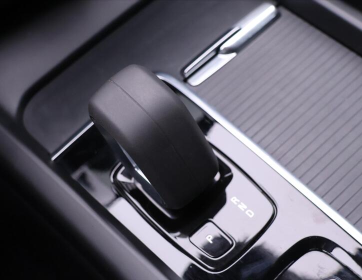 Volvo XC60 32
