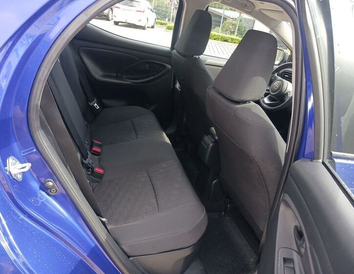 Toyota Yaris 13