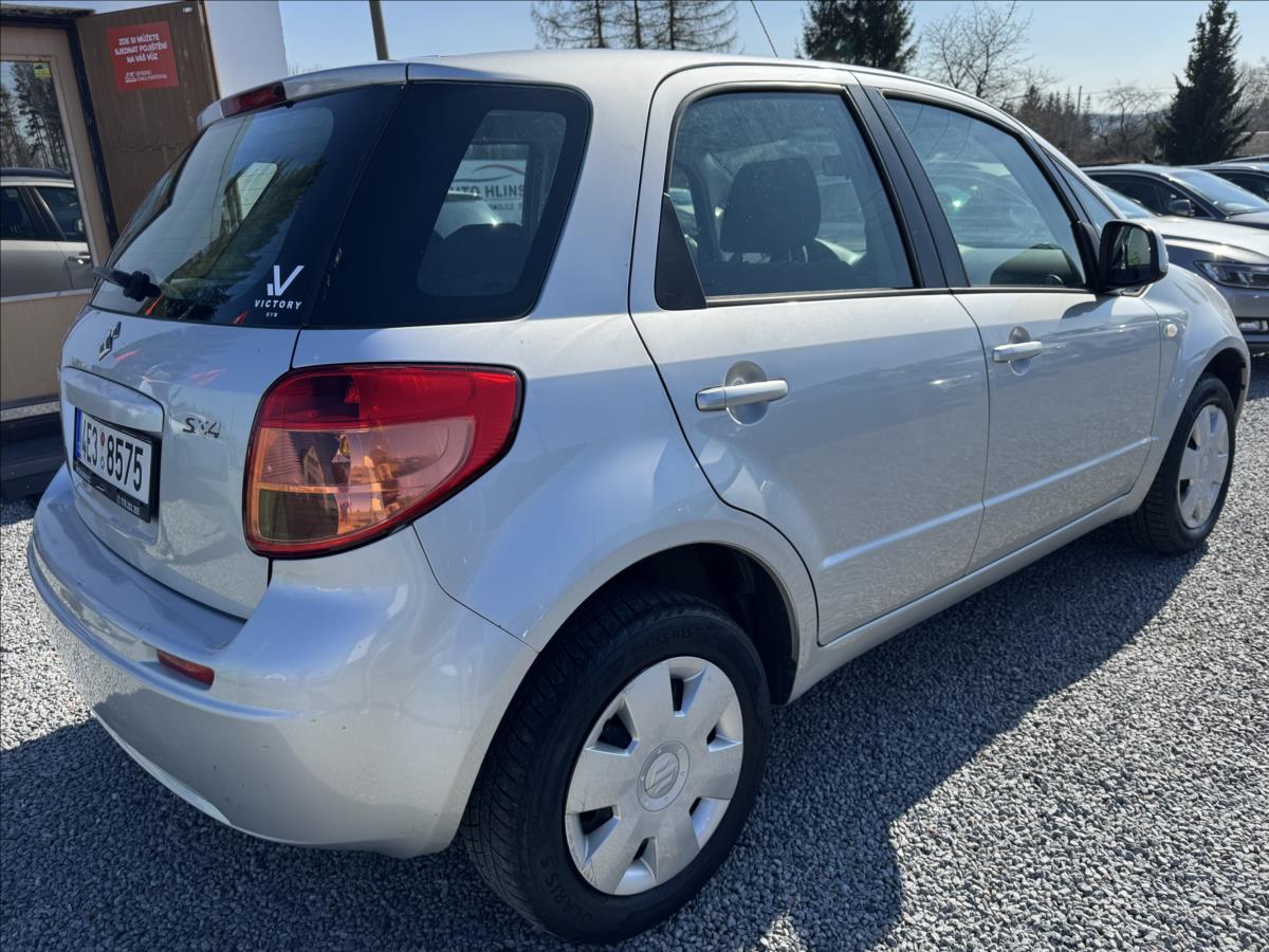 Suzuki SX4