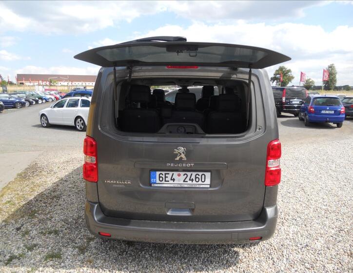 Peugeot Traveller 21