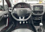 Peugeot 2008 9