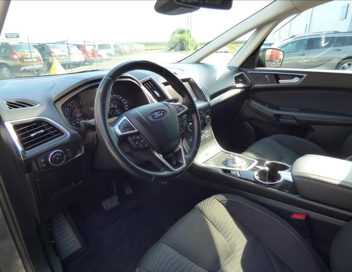 Ford S-MAX 14