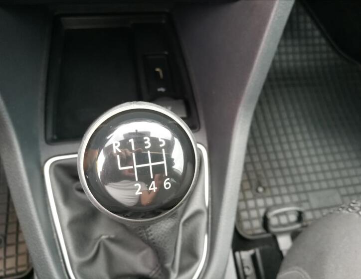 Volkswagen Caddy 10