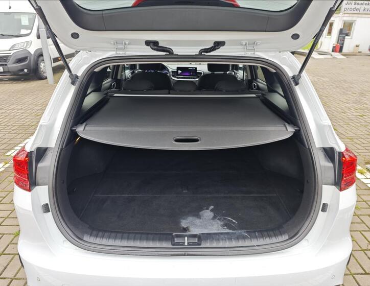 KIA Ceed 12