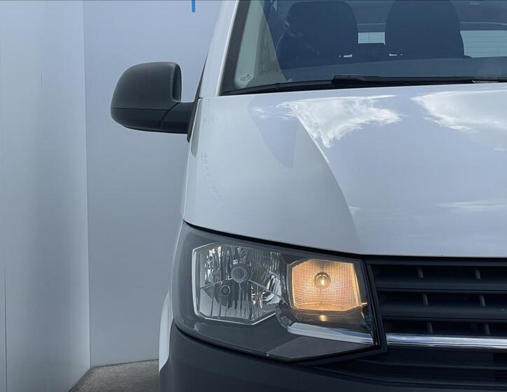 Volkswagen Transporter 19
