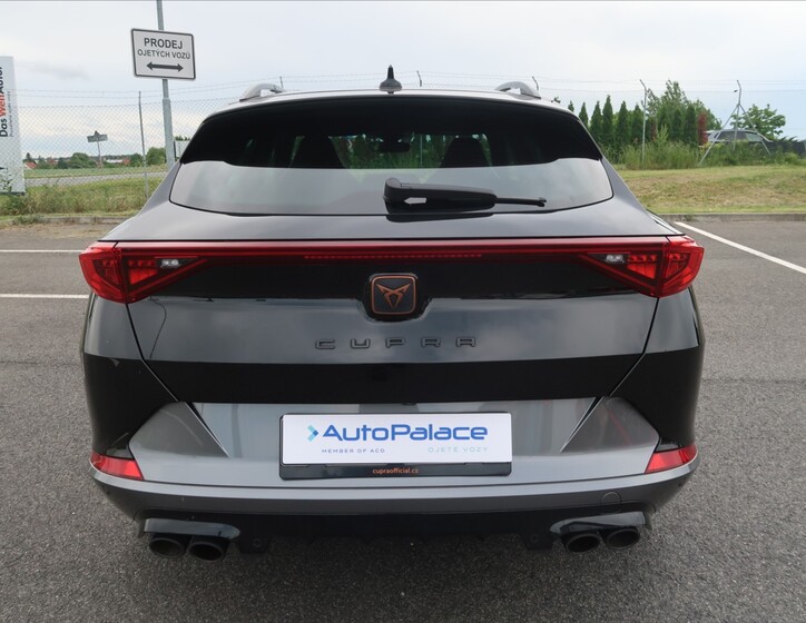 Cupra Formentor 6