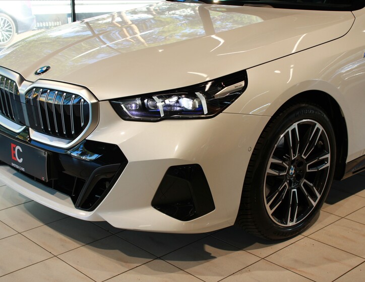 BMW Řada 5 7