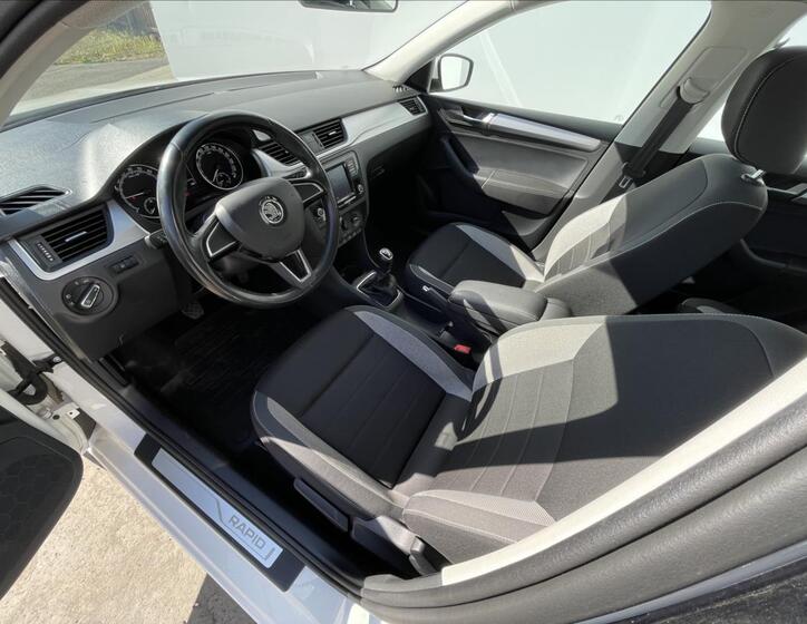 Škoda Rapid 5