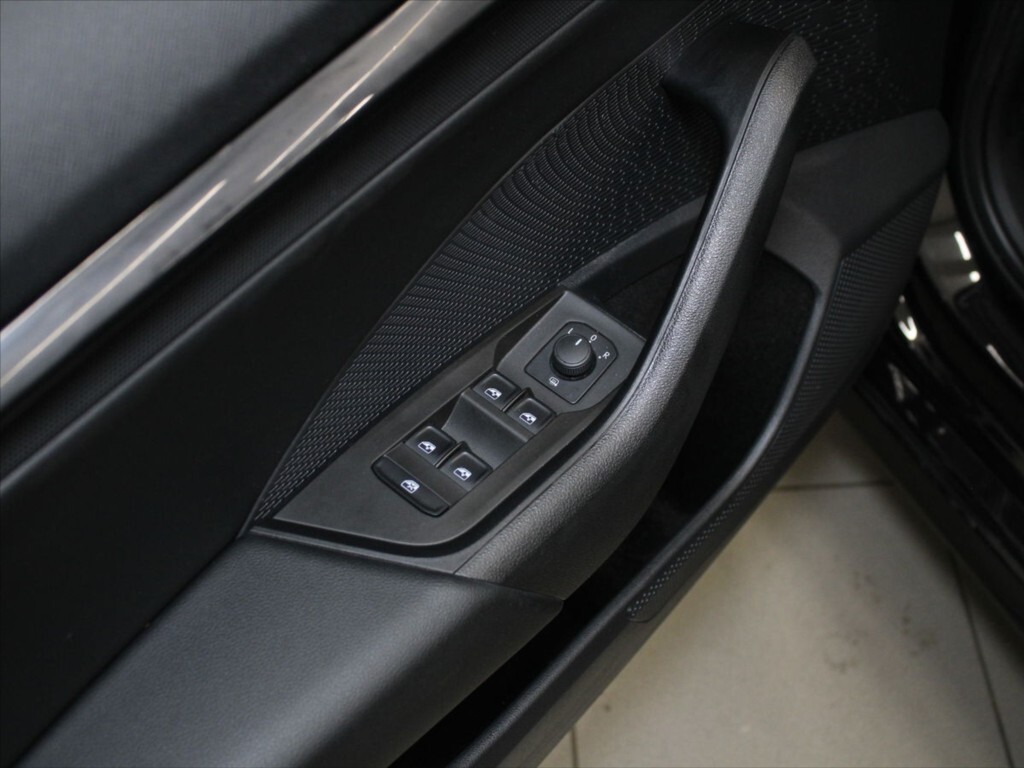 Škoda Octavia 19
