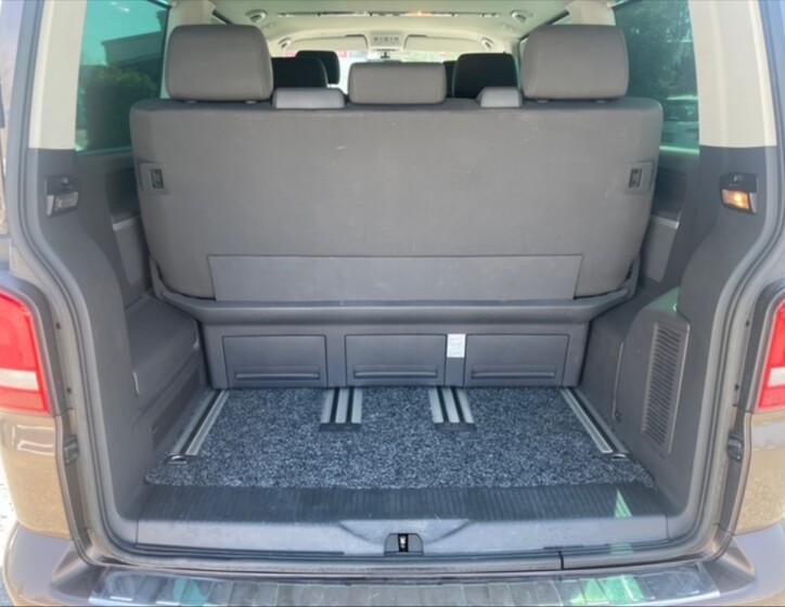 Volkswagen Multivan 6
