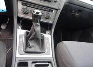 Volkswagen Golf 21