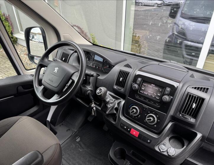 Peugeot Boxer 18