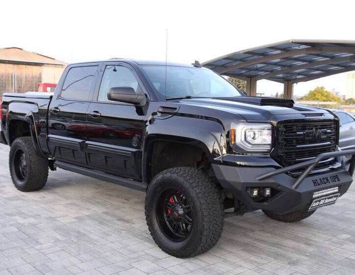 GMC Sierra 8