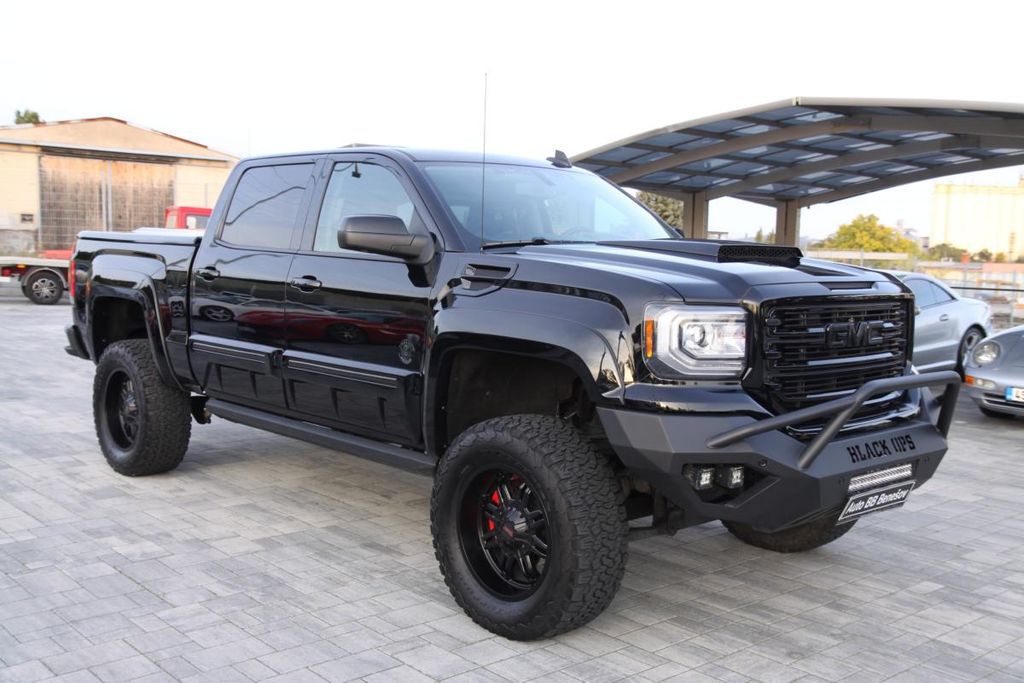 GMC Sierra