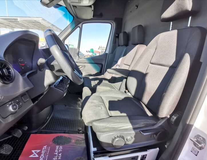 Mercedes-Benz Sprinter 5