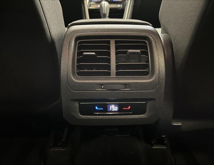 Volkswagen Touran 25