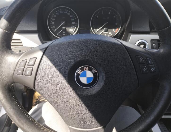 BMW Řada 3 16