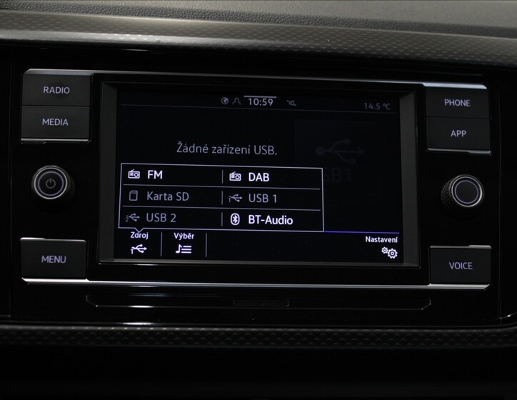 Volkswagen T-Cross 9
