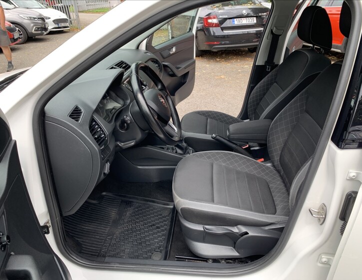 Škoda Fabia 12