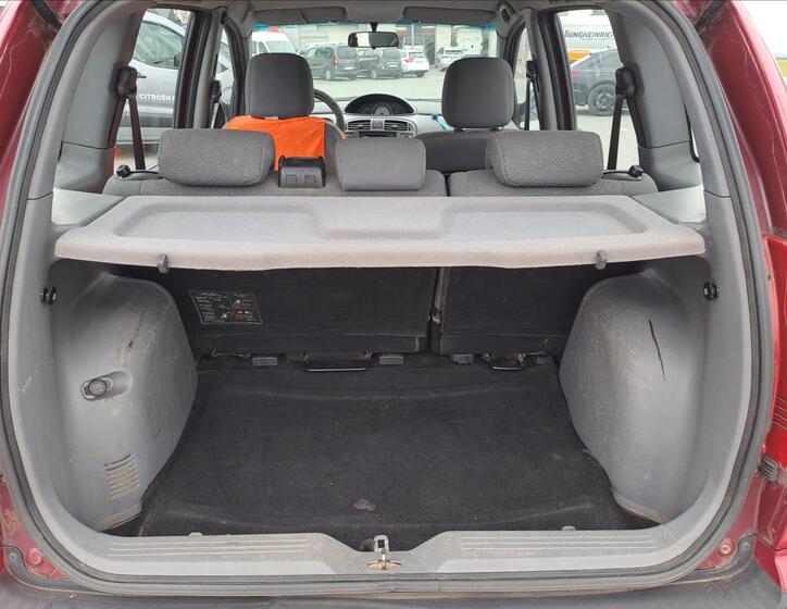 Hyundai Matrix 13