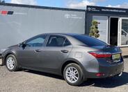 Toyota Corolla 4