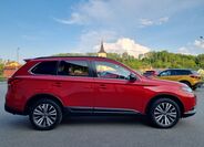 Mitsubishi Outlander 6