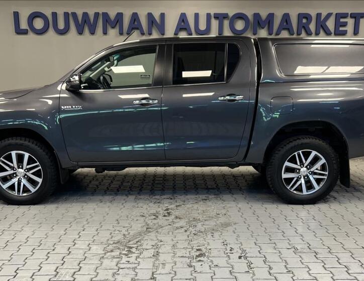 Toyota Hilux 3