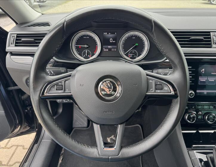 Škoda Superb 15