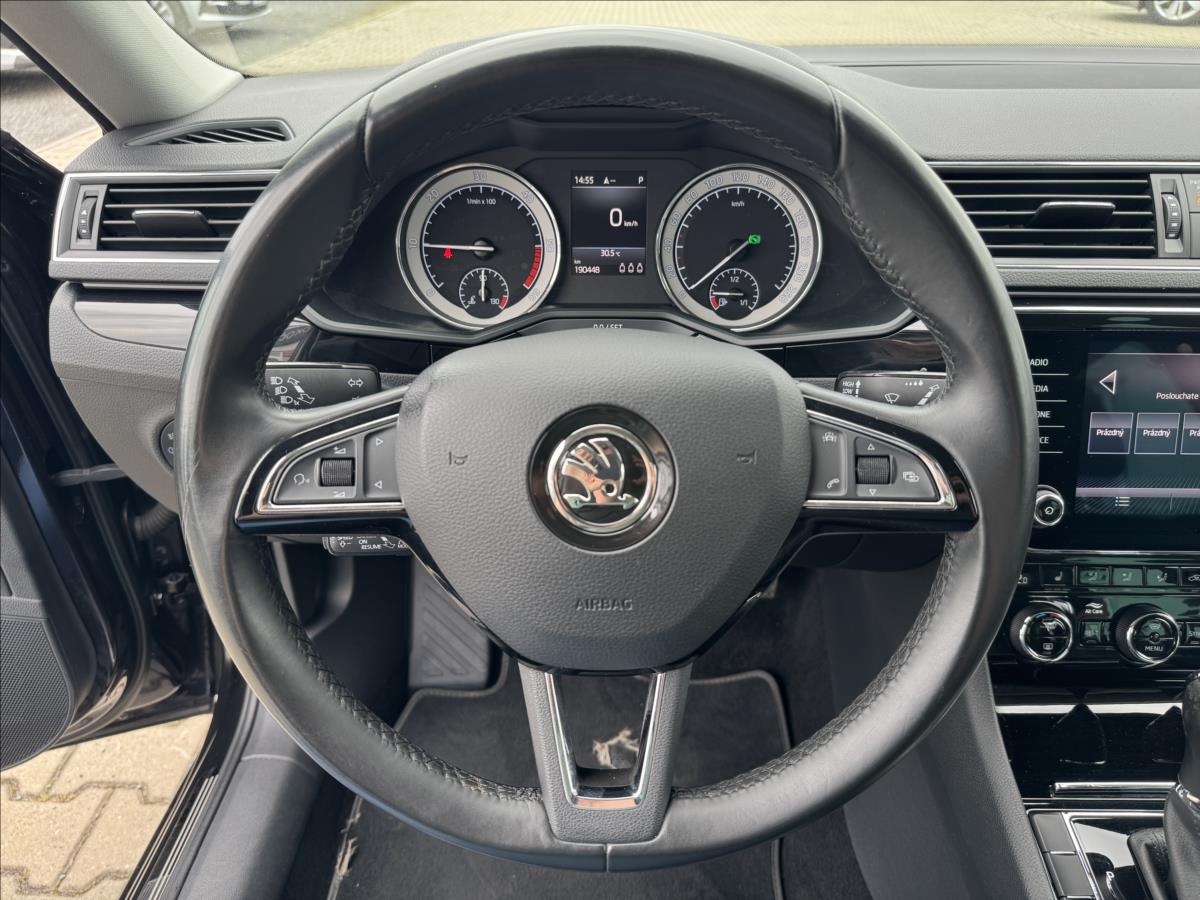 Škoda Superb