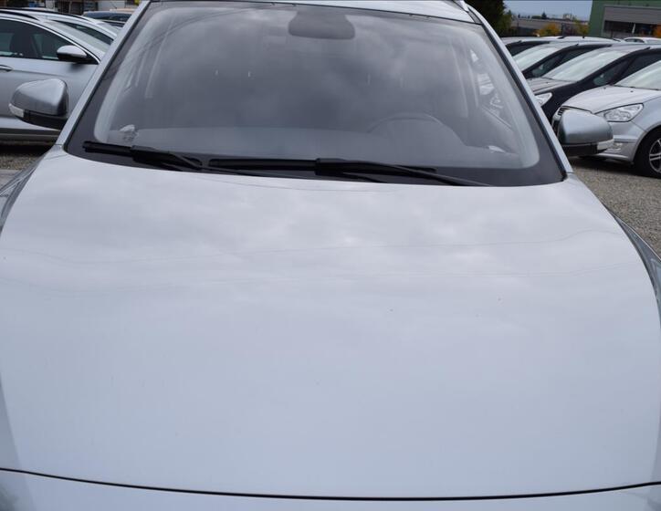MG ZS 3