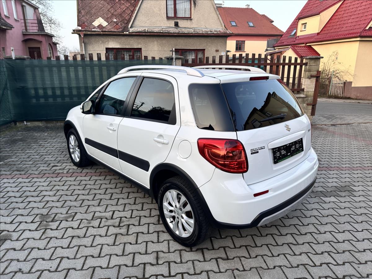 Suzuki SX4