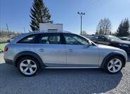 Audi A4 Allroad 8