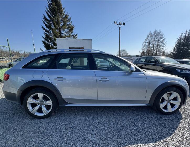 Audi A4 Allroad 8