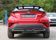 Toyota C-HR 6