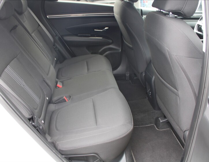 Hyundai Tucson 25