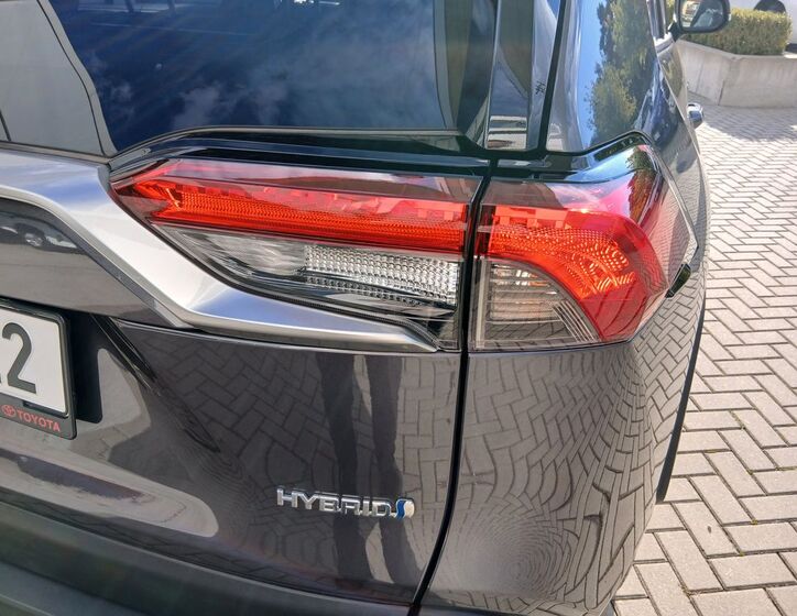 Toyota RAV4 33