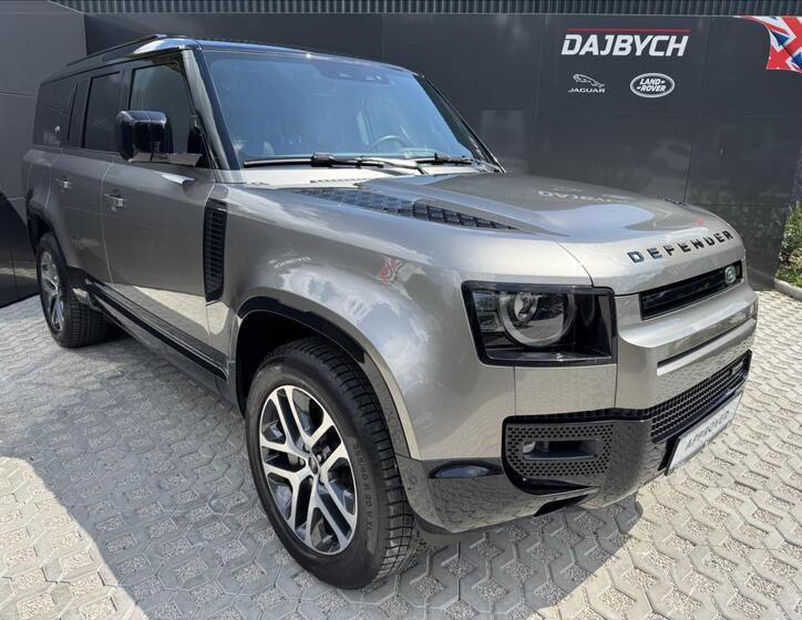 Land Rover Defender 3