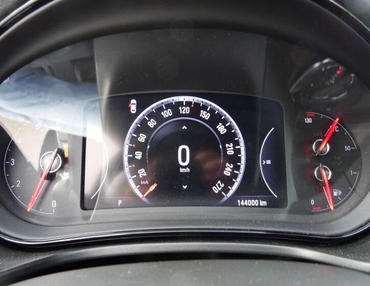 Opel Insignia 13