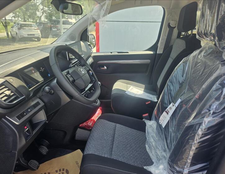 Toyota ProAce 4