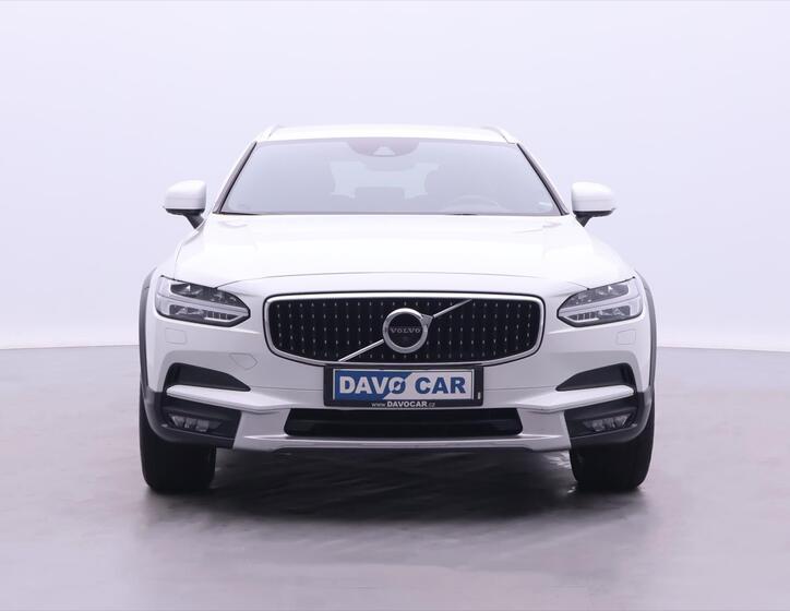 Volvo V90 2