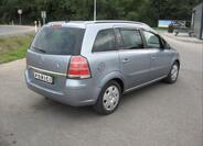 Opel Zafira 4