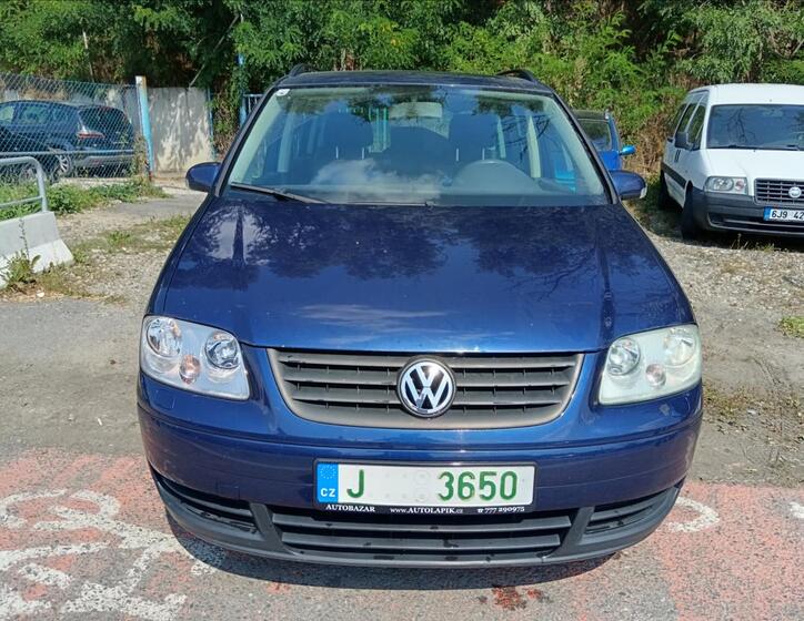 Volkswagen Touran 2